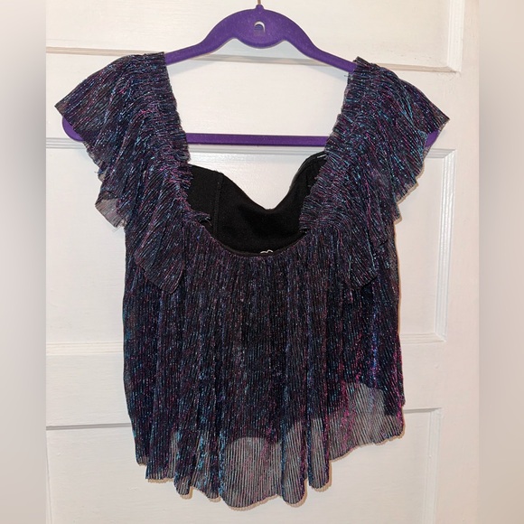 Urban Outfitters Top - Picture 2 of 3